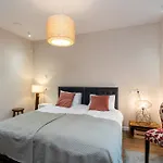 Zaka Apartman