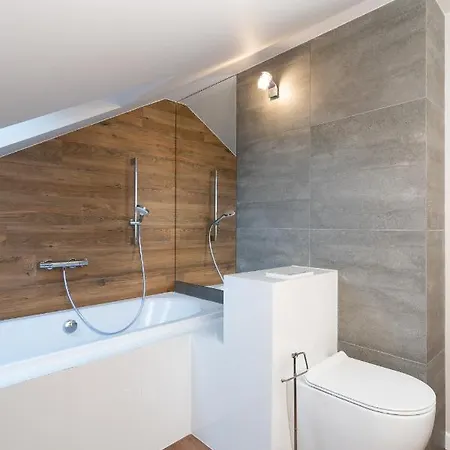 Zaka Apartment